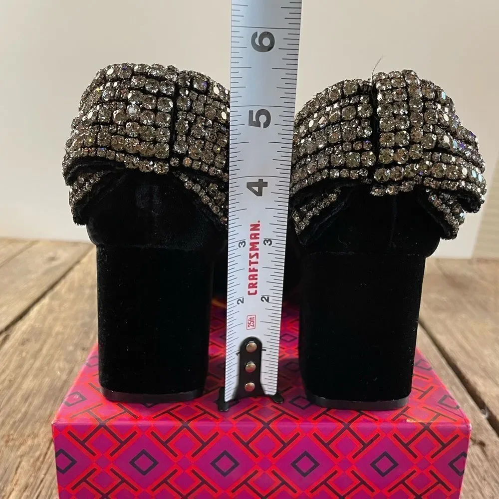NIB Tory Burch Josephine Black Velvet Pumps Size 7.5
